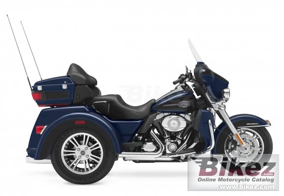 2012 Harley-Davidson FLHTCUTG Tri Glide Ultra Classic photo